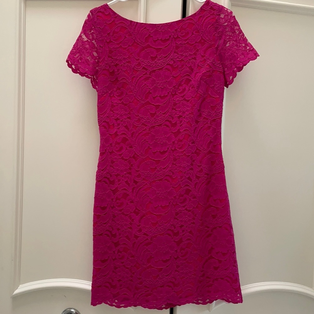 Women’s pink lace dress
